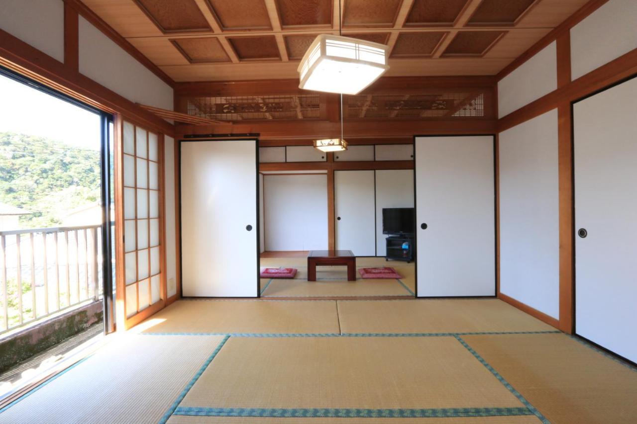 Minshuku Satomachi Guest House Yakushima  Exterior photo