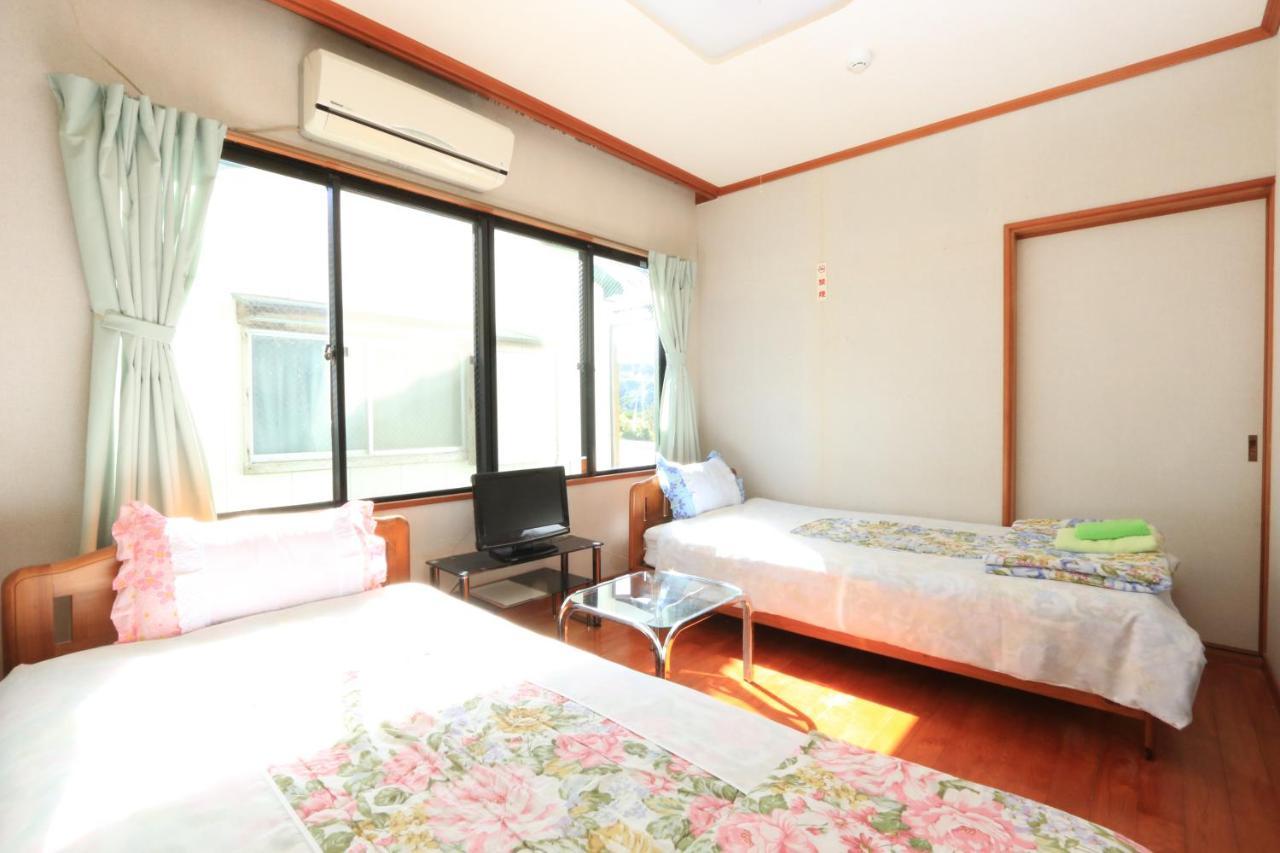 Minshuku Satomachi Guest House Yakushima  Exterior photo